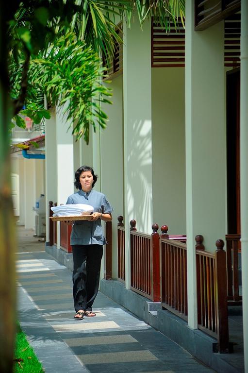 Royal Golden View Hotel Γιανγκόν Εξωτερικό φωτογραφία